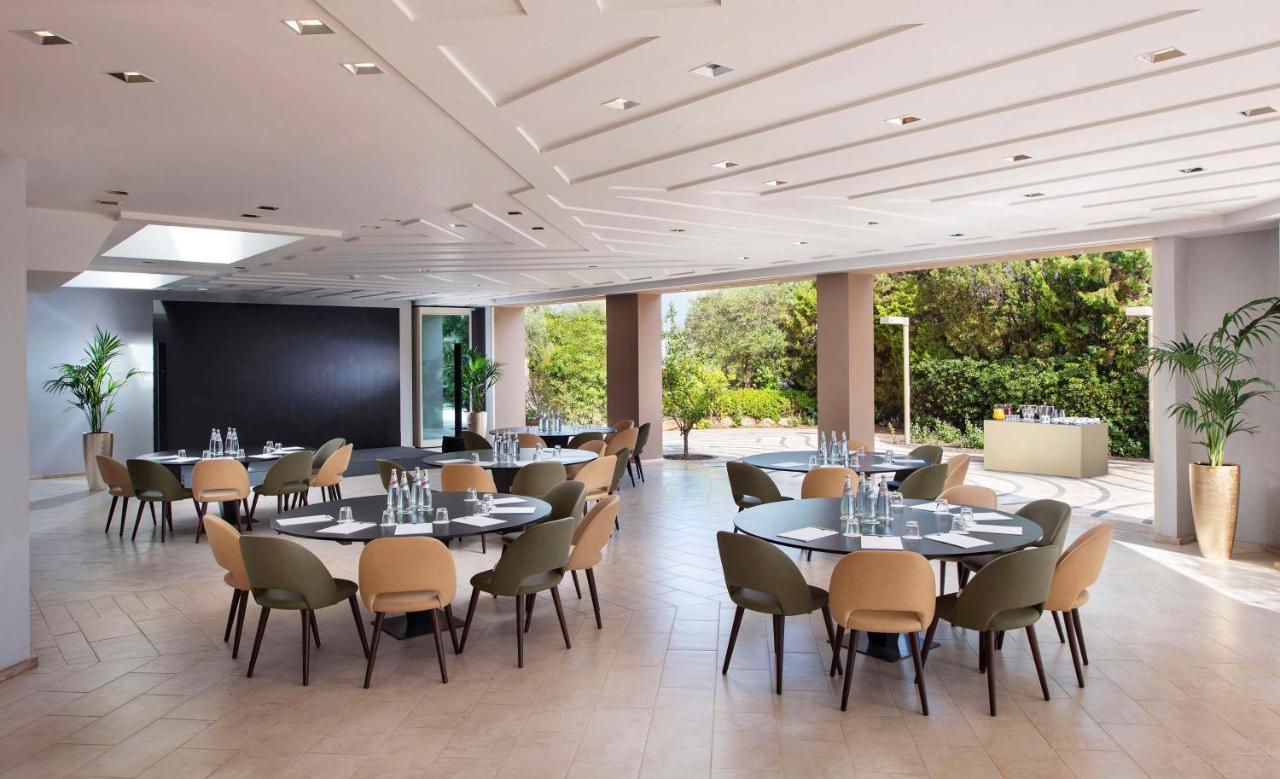 Baia Di Chia Resort Sardinia, Curio Collection By Hilton Zewnętrze zdjęcie