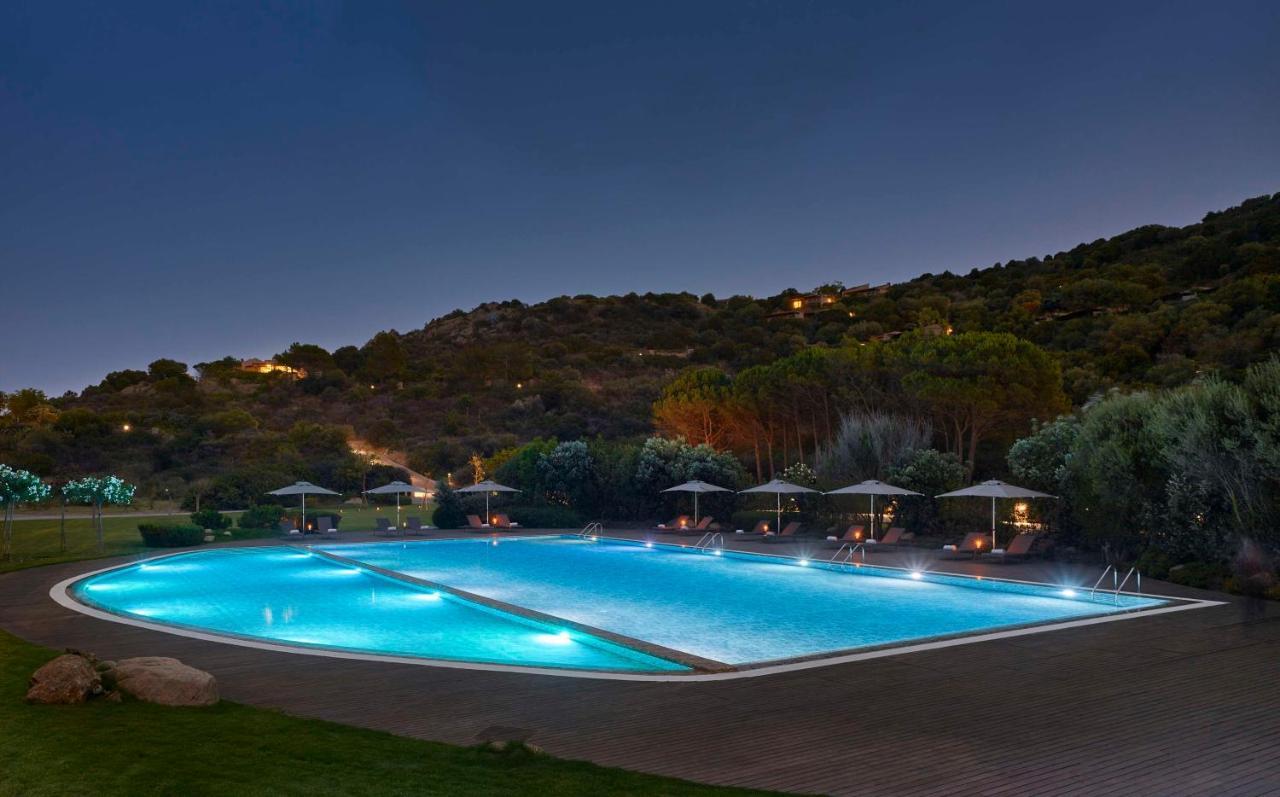 Baia Di Chia Resort Sardinia, Curio Collection By Hilton Zewnętrze zdjęcie
